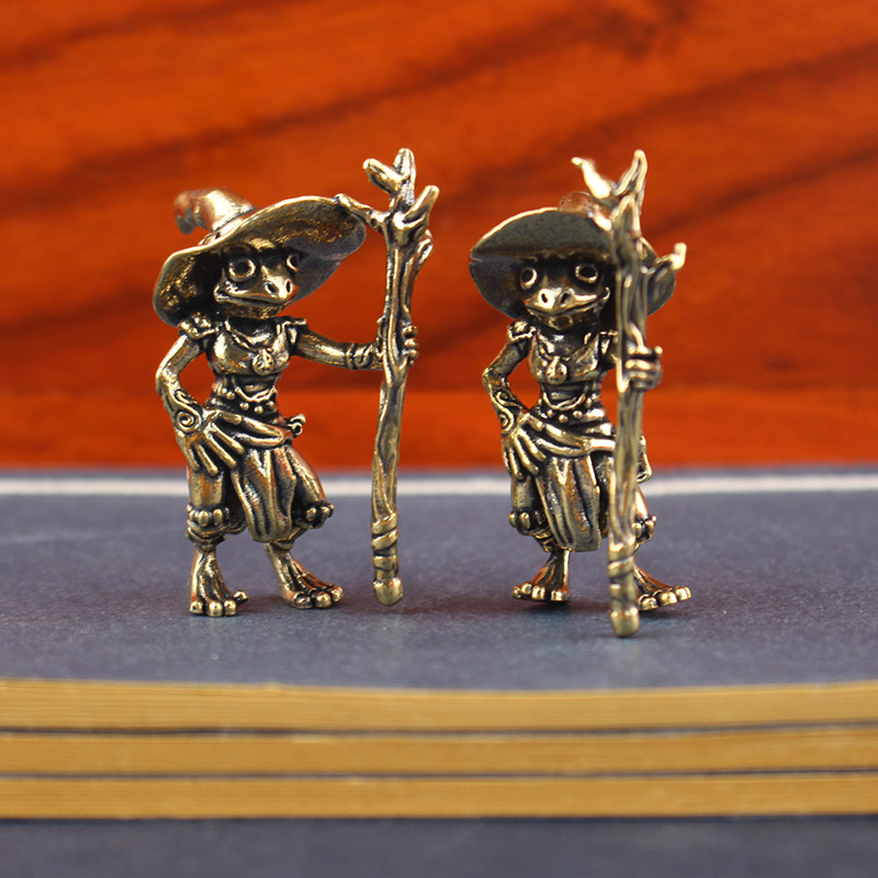 Vintage Brass Frog Wizard Stat – Home Office Freelancer recenzja i cena